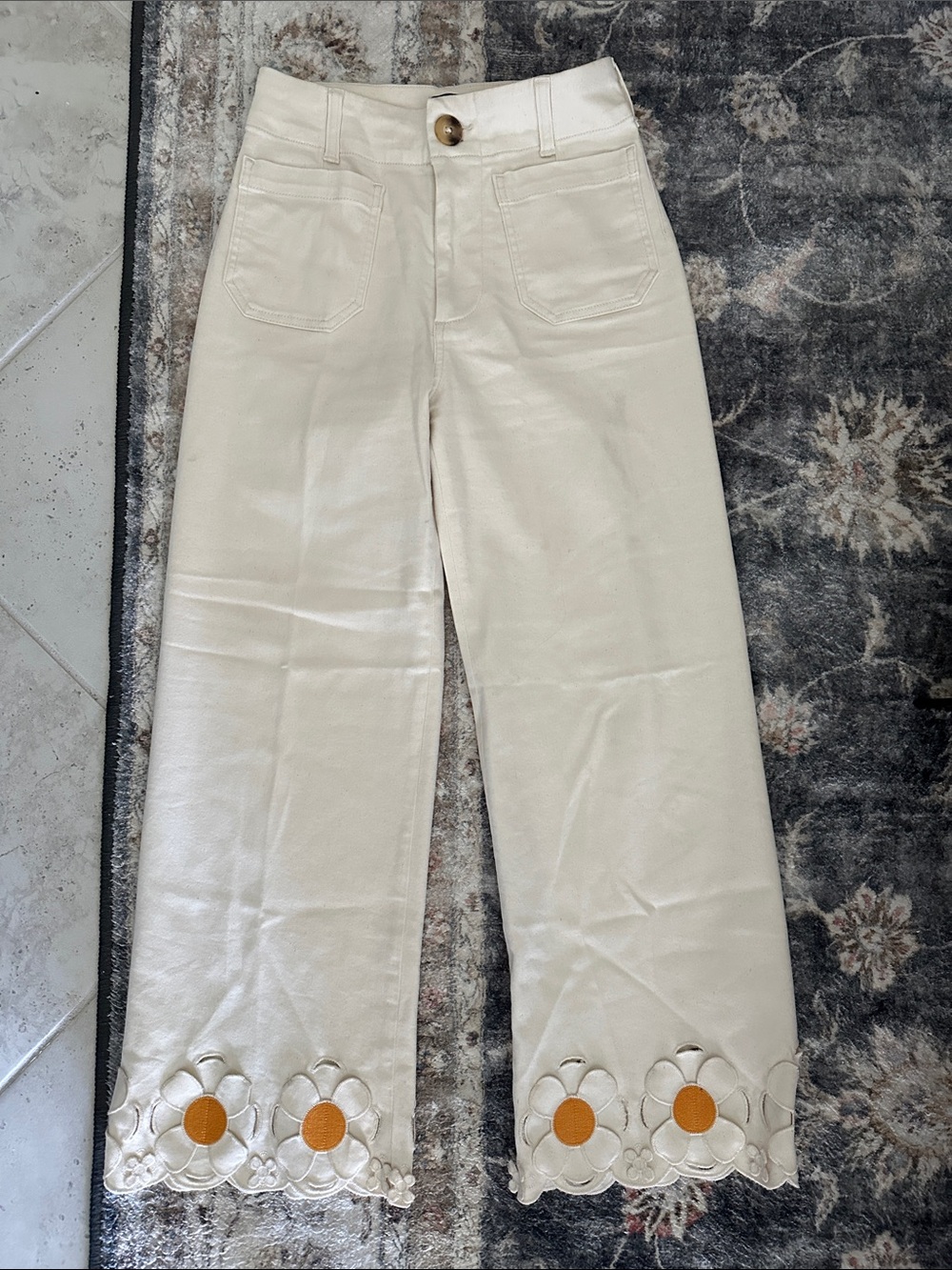 Anthropologie Maeve The Colette Cream Wide Leg Jeans With Flower Hem